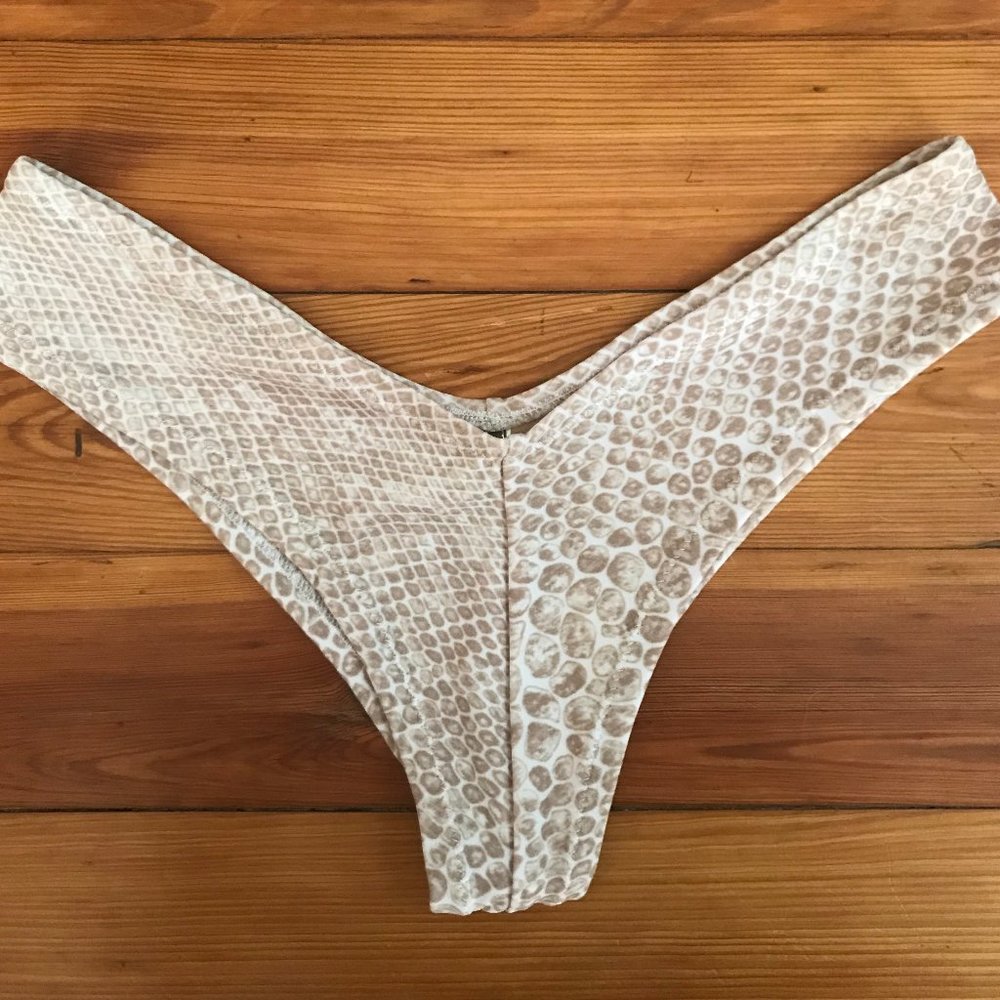 Moldie Goldie Swim Bottoms